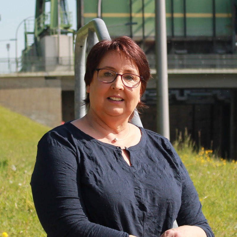 Jutta Faltin